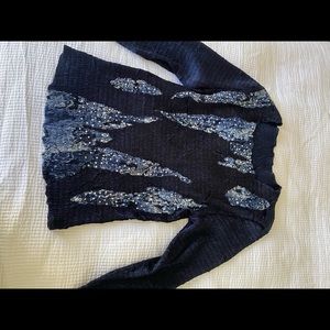 Dark blue quarter sleeve top , size small